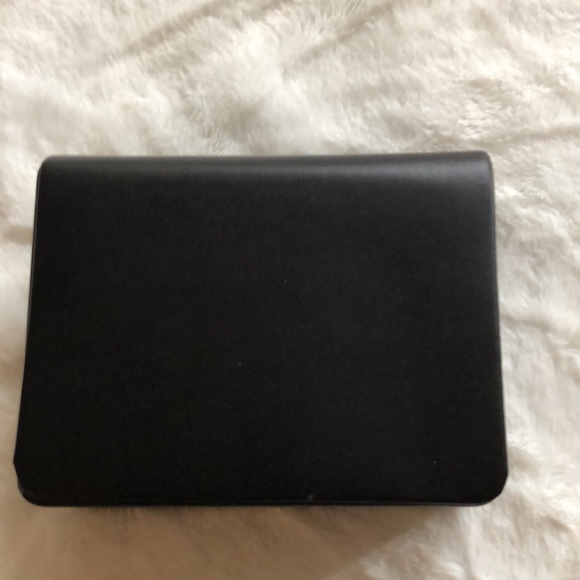 NIB His and Her watch set. Black and silver. - Picture 5 of 5